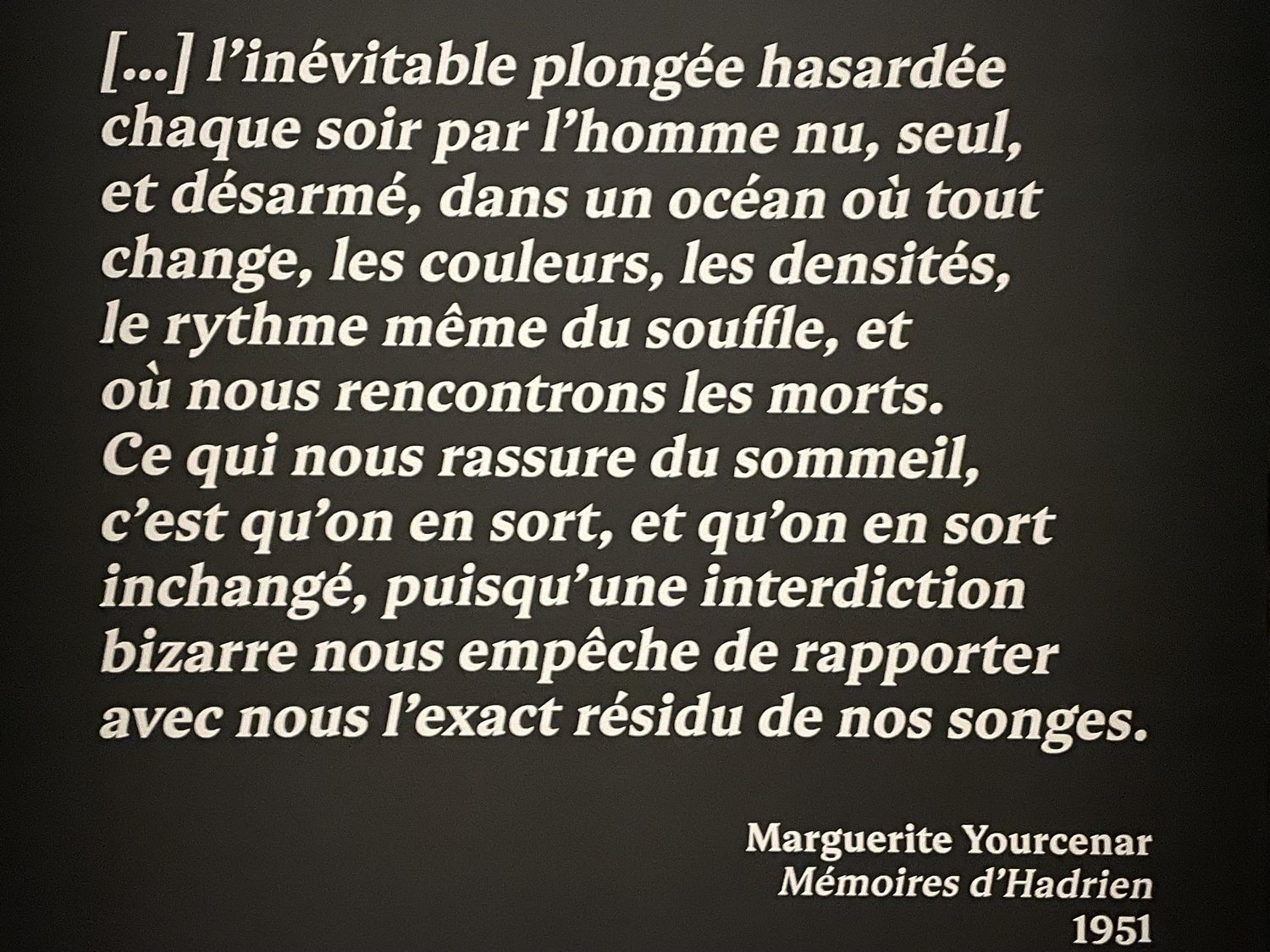 Panneau d'exposition